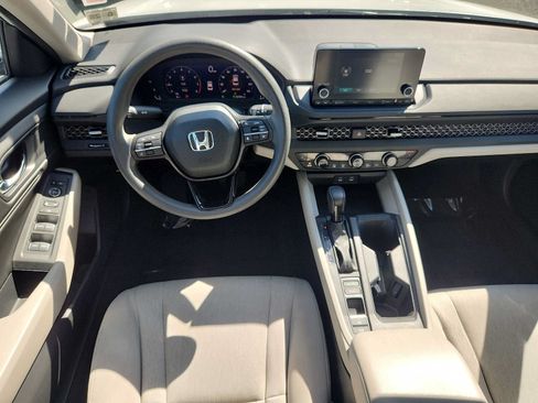 Certified 2023 Honda Accord EX image 11