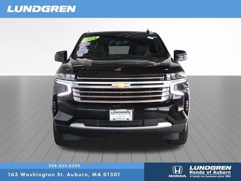 Used 2024 Chevrolet Tahoe High Country AWD/4WD image 2