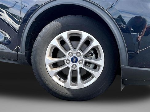 Used 2021 Ford Escape SE FWD image 9