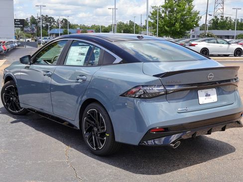 New 2026 Nissan Sentra SR FWD image 2