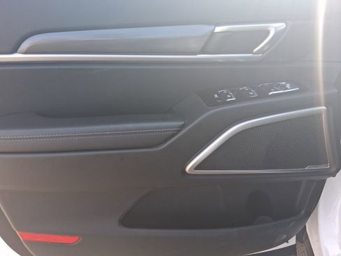 Used 2025 Kia Telluride S image 11