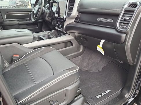 New 2025 RAM 3500 Laramie image 25