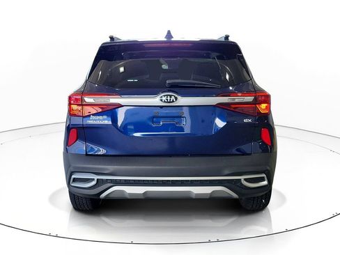 Used 2021 Kia Seltos EX AWD/4WD image 5