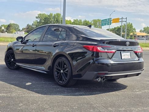 Certified 2025 Toyota Camry SE FWD image 14