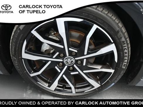 Used 2025 Toyota Prius Plug-In Hybrid FWD image 38