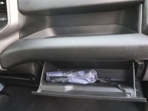 Used 2022 RAM 2500 Tradesman image 29