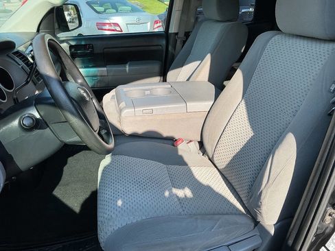 Used 2013 Toyota Tundra 4x4 Double Cab w/ Tow Pkg image 21