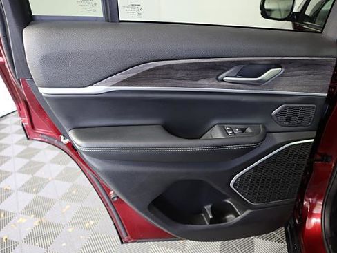 Used 2024 Jeep Grand Cherokee Limited 4xe AWD/4WD image 22