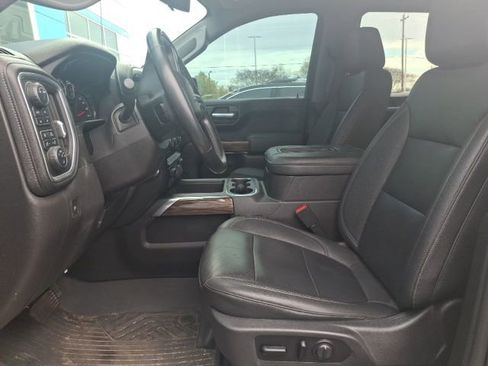 Used 2021 Chevrolet Silverado 1500 LT Trail Boss w/ Convenience Package II image 9