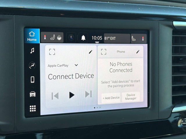Used 2022 Chrysler Voyager LX FWD image 24