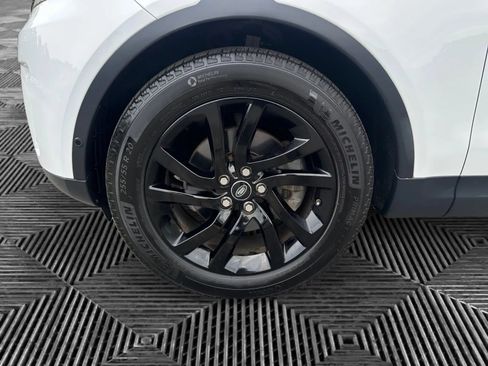 Used 2020 Land Rover Discovery HSE AWD/4WD image 10
