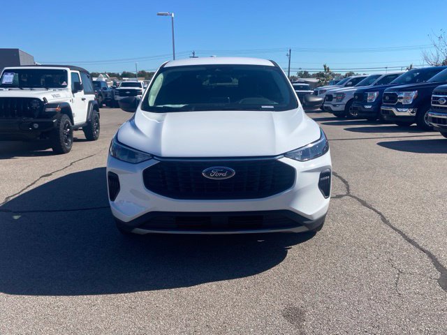 Used 2023 Ford Escape Active AWD/4WD image 2