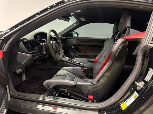 Used 2025 Porsche 911 GT3 RS RWD image 22