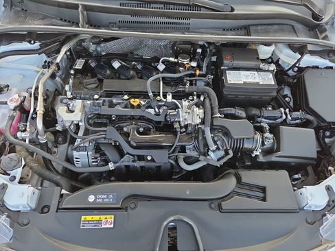 Certified 2025 Toyota Corolla LE FWD image 13
