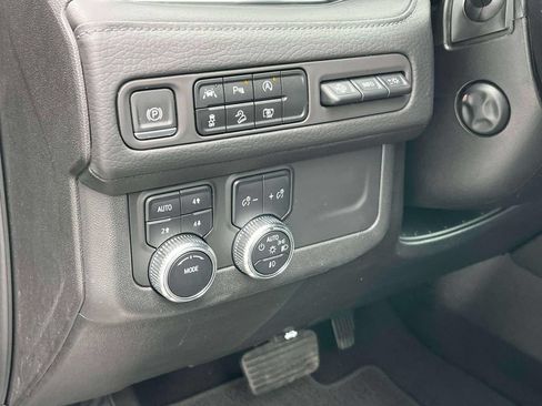Certified 2023 GMC Yukon Denali AWD/4WD image 31