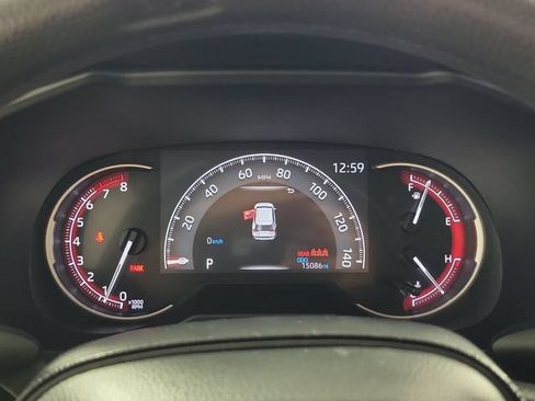 Used 2025 Toyota RAV4 LE FWD image 27