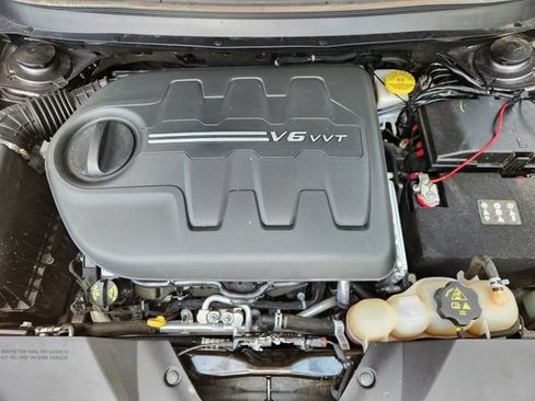 Certified 2021 Jeep Cherokee Limited AWD/4WD image 32