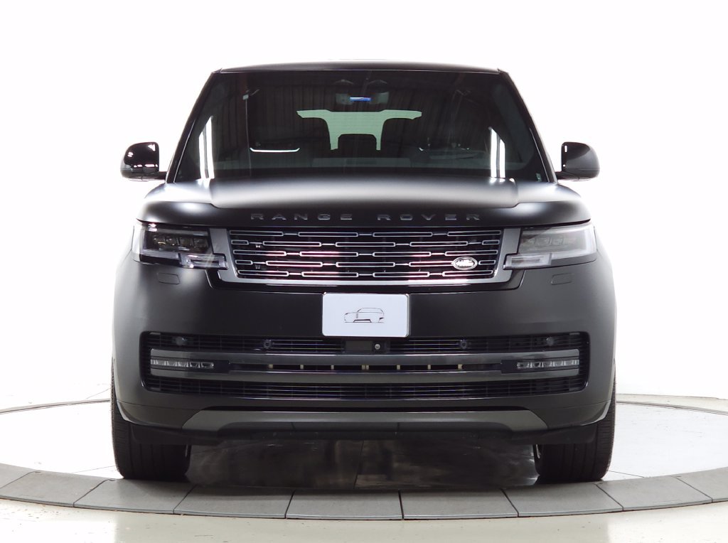 Used 2025 Land Rover Range Rover Long Wheelbase SE AWD/4WD image 12