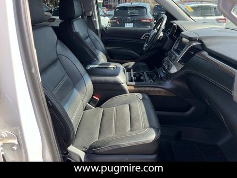 Used 2019 GMC Yukon XL Denali w/ Open Road Package image 13