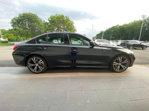 Used 2023 BMW 330i xDrive Sedan w/ Premium Package AWD/4WD image 6