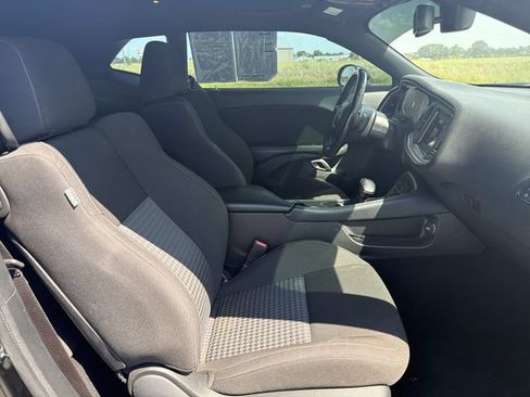 Used 2022 Dodge Challenger R/T RWD image 15