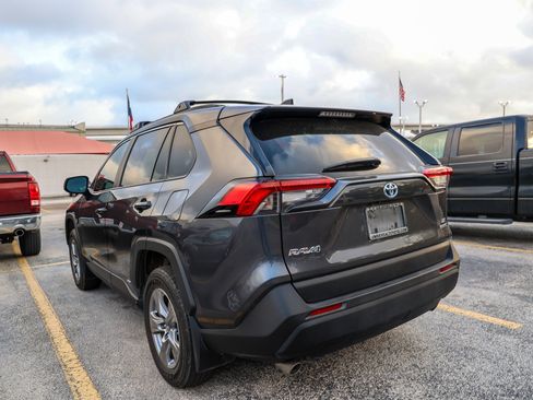 Certified 2024 Toyota RAV4 LE AWD/4WD image 10
