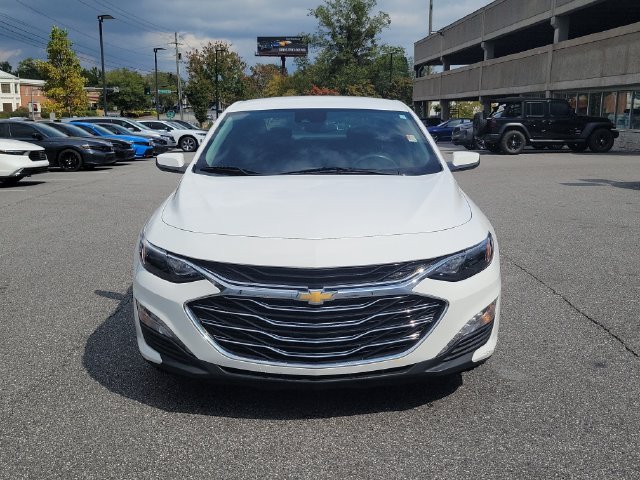 Used 2024 Chevrolet Malibu LT FWD image 2