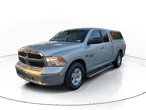 Used 2014 RAM 1500 Classic SLT image 3