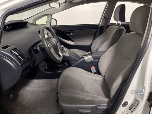 Used 2015 Toyota Prius Prime Plug-In Hybrid FWD image 12