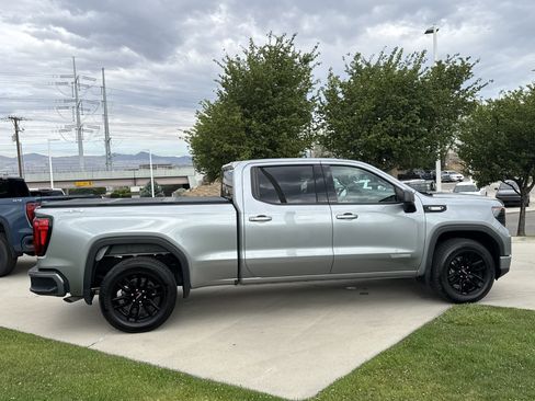 Used 2023 GMC Sierra 1500 Elevation AWD/4WD image 6