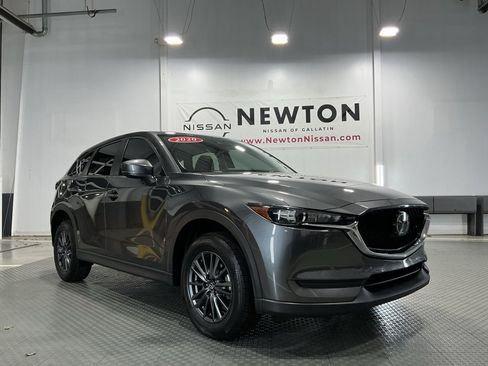 Used 2020 MAZDA CX-5 Touring image 40