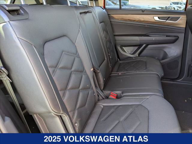 New 2025 Volkswagen Atlas SE AWD/4WD image 20