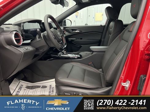 New 2026 Chevrolet Trax RS w/ Driver Confidence Package image 9