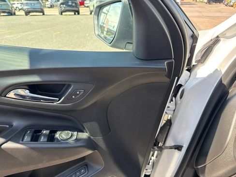 Used 2020 Chevrolet Equinox Premier w/ Premier Redline Edition AWD/4WD image 24