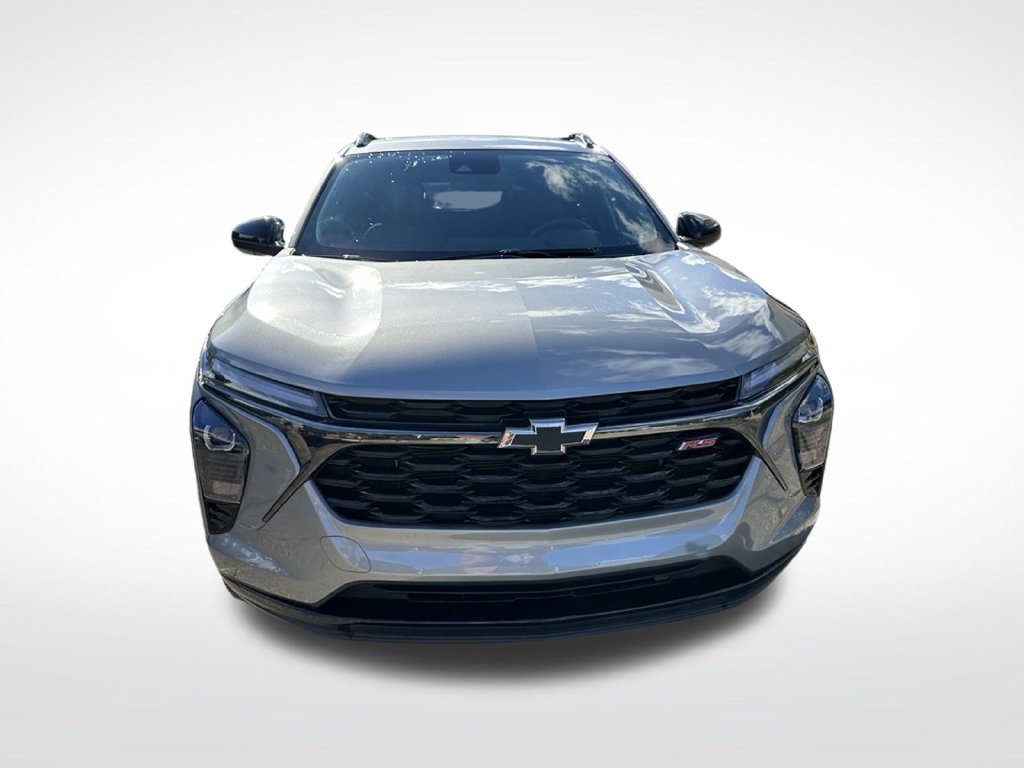 Used 2024 Chevrolet Trax RS w/ Sunroof Package FWD image 9