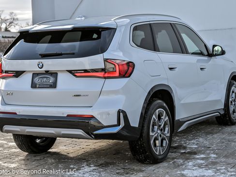 Used 2025 BMW X1 xDrive28i w/ Premium Package image 8