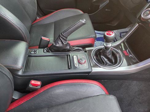 Used 2016 Subaru WRX STI Limited image 27