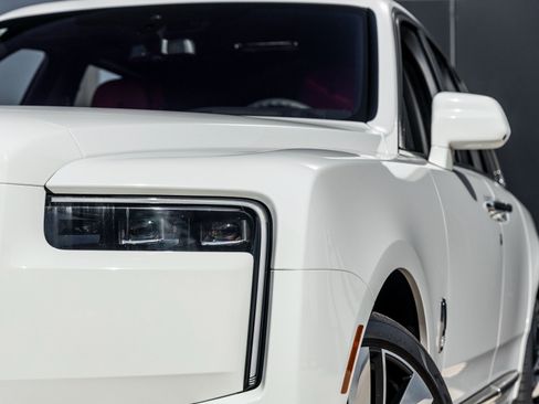 New 2026 Rolls-Royce Cullinan image 17