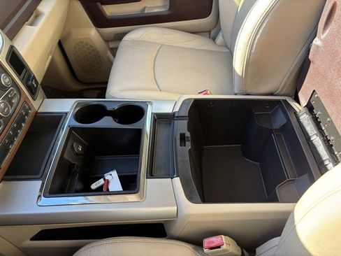 Used 2014 RAM 1500 Laramie w/ Convenience Group image 19