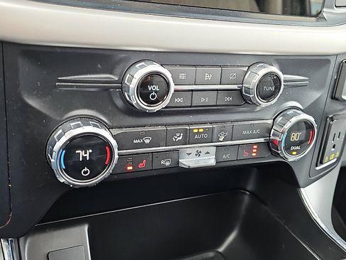 Used 2021 Ford F150 XLT w/ Equipment Group 302A High image 17