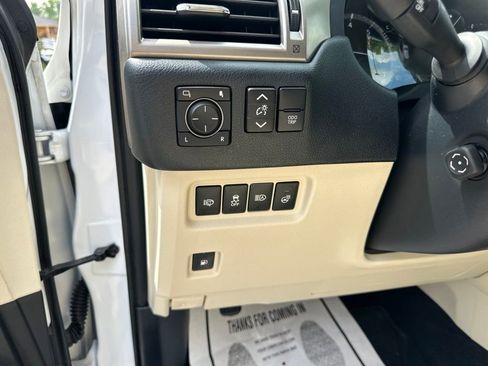 Used 2021 Lexus GX 460 Premium w/ Premium Plus Package AWD/4WD image 11