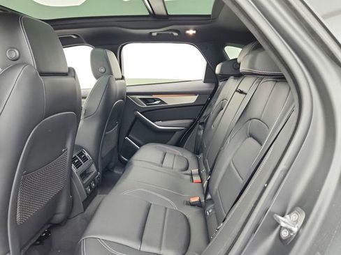 Used 2026 Jaguar F-PACE R-Dynamic S AWD/4WD image 32