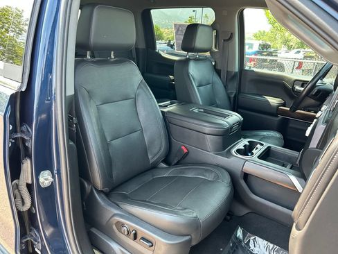 Used 2019 GMC Sierra 1500 SLT w/ SLT Convenience Package AWD/4WD image 17