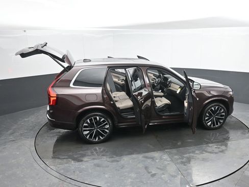 New 2026 Volvo XC90 T8 Ultra w/ Protection Package Premier AWD/4WD image 48