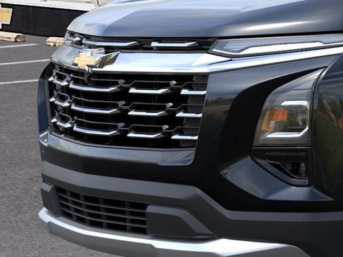 New 2026 Chevrolet Equinox LT image 13