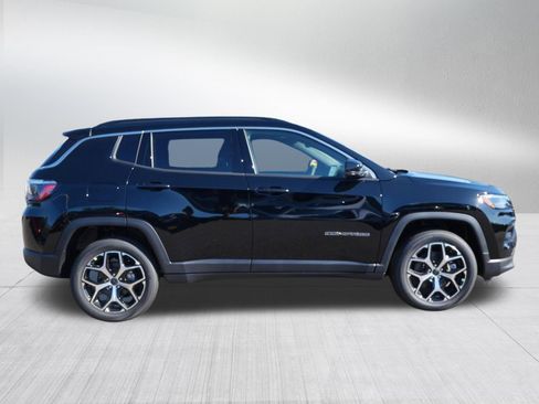 New 2026 Jeep Compass Limited AWD/4WD image 8