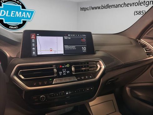 Used 2024 BMW X3 xDrive30i AWD/4WD image 19
