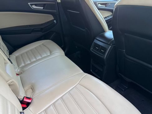 Used 2024 Ford Edge SEL AWD/4WD image 18