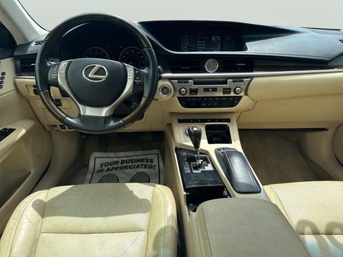 Used 2015 Lexus ES 350 w/ Luxury Package FWD image 21