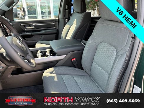 New 2026 RAM 1500 Big Horn AWD/4WD image 4